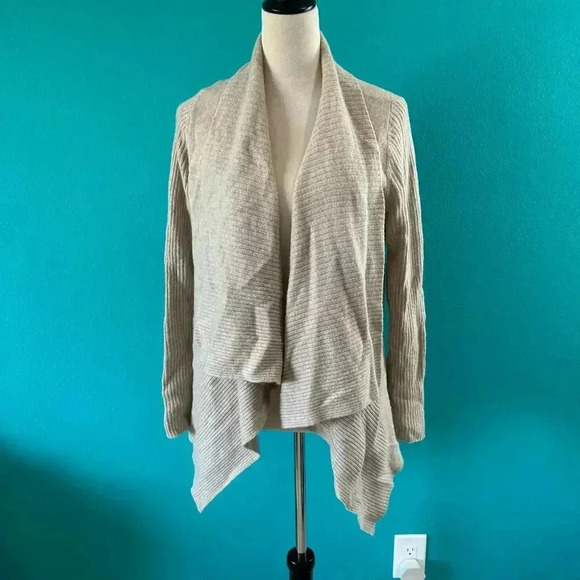 Cynthia Rowley Beige 100% Cashmere Draped Open Cardigan Topper Layer Size M - Picture 1 of 5